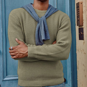 Pull décontracté pour homme avec une sensation de fil doux pour un style d'hiver décontracté Pull en tricot au design simple pour homme - Product Image 3