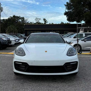 Usado cuidadosamente 2022 P-orsche Panamera 4dr Sedan AWD - Product Image 1
