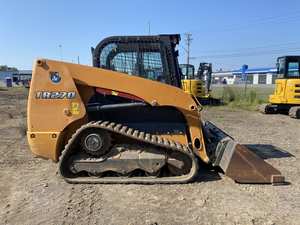 2016 Case TR270 Skid Steer Loader - Compact, économe en carburant et polyvalent - Product Image 3