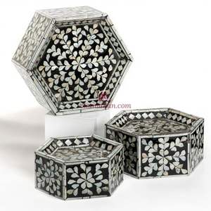 Support à gâteau en nacre fait à la main pour la présentation de desserts, décoration de table en provenance du Vietnam - Product Image 1