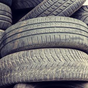 Déchets de pneus de qualité supérieure pour approvisionnement en vrac, offrant une qualité de matériau solide pour diverses demandes industrielles avec fiabilité - Product Image 1