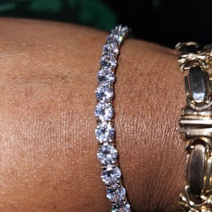 RB Gems Custom VVS Diamond Tennis Bracelet 14K Gold Estilo romántico Iced Cuban Link Fine Charm Jewelry GIA Certified - Product Image 3