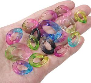 Chaîne à maillons en résine, finition lisse et polie pour un confort optimal, idéale pour les tendances de bijoux audacieux et volumineux, par CRAFT ZONE EXPORT - Product Image 2