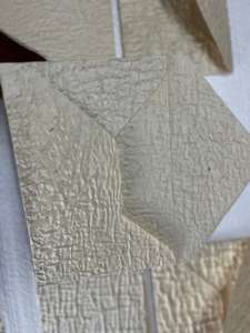 Sobres de papel lokta hechos a medida de papel lokta arrugado ideales para papelería de boda para reventa - Product Image 6