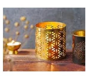 Standard Design Metal <b>Candle</b> Jar in Gold Color for Home Event Christmas Tabletop Decor Luxury <b>Round</b> <b>Candle</b> Jar - Product Image 1