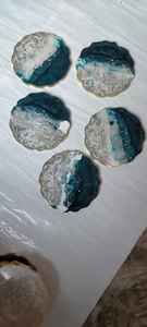 Top qualité personnaliser carré rond époxy bois résine caboteur utiliser maison Restaurant hôtel caboteur exportation par artisanat N création - Product Image 2