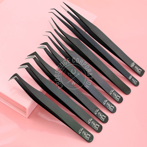 Pinzas para Extensión de Pestañas con Punta de Fibra Curva en Forma de Luna de 90 Grados, Mega Volumen, Agarre Nano, Pinzas Multiusos para Injerto - Product Image 1
