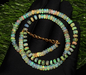 Collier de perles de rondelle d'opale éthiopienne et de saphir bleu de 2mm Bijoux en pierre naturelle - Product Image 6