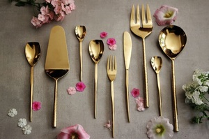 Ensemble de couverts en laiton de haute qualité fait à la main, 5 pièces, comprenant une cuillère, une fourchette, un couteau - Option en acier inoxydable disponible pour les fêtes - Product Image 5