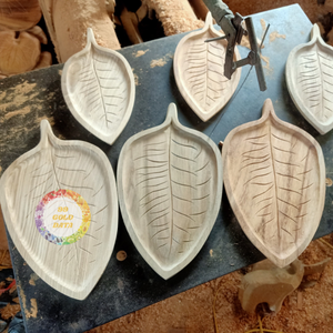 Bandeja de Madera con Forma de Flor, Bandeja de Servir de Madera Natural Hecha a Mano, Vajilla Decorativa - Caryln - Product Image 4