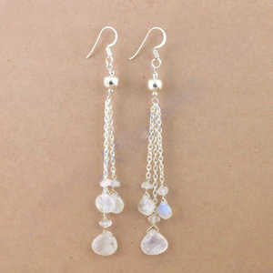 ต่างหูเงินแท้ 925 ประดับมูนสโตน รูปหัวใจ ดีไซน์หรูหราสำหรับผู้หญิง เหมาะสำหรับงานแต่งงาน งานเลี้ยง ของขวัญ ประดับเพชรและมุก - Product Image 1