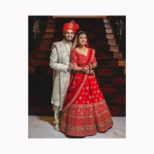 Belle broderie sur saree de style lehenga nuptiale avec dupatta avec perles de verre en cristal embellies dabka travail pour mariage - Product Image 4