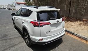 รถยนต์มือสองราคาประหยัด ขับเคลื่อนสี่ล้อ เบาะหนัง ปี 2020 พวงมาลัยซ้าย รถเก๋ง ระบบควบคุมความเร็วอัตโนมัติ หลังคาพาโนรามา กล้องมองหลัง 360 องศา มาตรฐานยูโร 4 เครื่องยนต์ 4.1-6 ลิตร 6 สูบ - Product Image 4