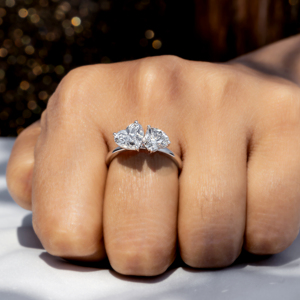 Anillo de compromiso de diamantes con dos piedras en forma de corazón de 2,44 quilates para mujer, oro de 14 quilates, talla 6.5US - Product Image 3