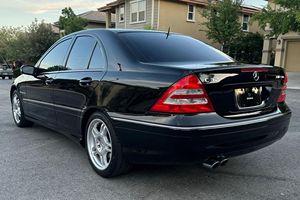 MERCEDES-BENZ C32 AMG 2003 USADO, Volante a la Izquierda/Derecha - Product Image 3