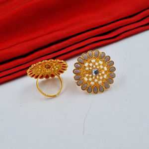 Anillo de dedo de moda de aleación exclusiva para mujer, joyería llamativa de diseñador ajustable, boda, fiesta nupcial, informal, étnico, venta al por mayor - Product Image 1