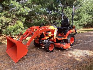 Listo para usar para la cortadora de tractor agrícola Kubota BX2380 con cargador frontal de 23HP Envío gratis Incluye componentes del núcleo del motor a la venta - Product Image 3