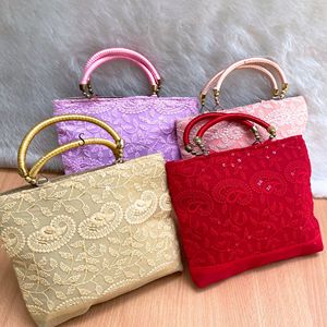 Bolsos de mano multicolores de diseñador clásico, Chikankari bordado bolso de mano de trabajo, bolsos de doble asa para fiesta de boda y temporada festiva - Product Image 2