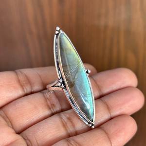 Anillos de Labradorita Azul Facetada de Estilo Religioso Único al por Mayor, Piedras Preciosas a Granel para Bodas, Compromisos, Fiestas, Regalos, Hechos de Latón - Product Image 1