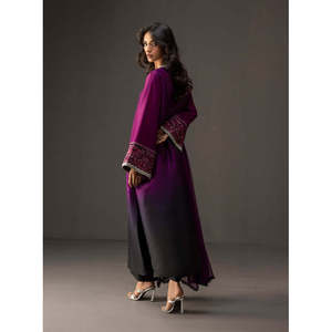 Ensemble 3 pièces Zainab Chotani en satin et soie imprimée brodée avec chemise, dupatta et pantalon BIC-1716 - Product Image 5