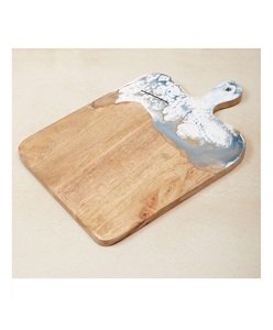 Planche à découper en bois et résine, nouvelle conception, fabriquée à la main en Inde, pour les fêtes de bureau et les restaurants, dernier design. - Product Image 4