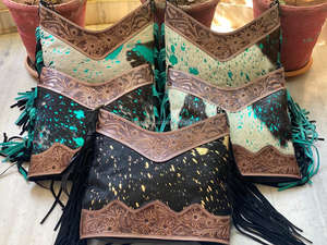 Sac à bandoulière en cuir véritable métallisé avec franges en fourrure Sac à bandoulière en cuir sculpté à la main avec pompon Boho Sac à bandoulière pour femmes Sacs à main en cuir occidental - Product Image 5