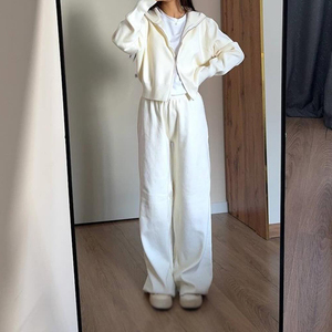 Tenue Crop Logo personnalisé Active Wear femmes en vrac recyclé coton sweat femme entraînement sweats à capuche pantalon survêtement ensemble - Product Image 6