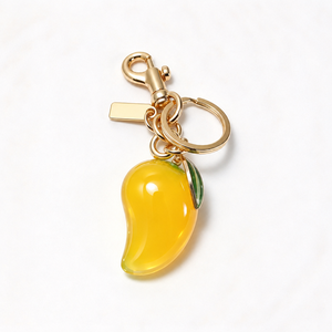 Llavero de mosquetón de acrílico con cereza roja y pimiento, bonito colgante portátil para bolso, colgante de cristal de cuarzo transparente, regalo de cumpleaños - Product Image 3
