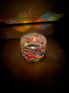 Fournisseur de premier plan de mosaïques de cire d'abeille multicolores personnalisées - Bougies votives artisanales très parfumées pour la décoration de Noël, style moderne, pour le marché. - Product Image 2