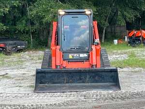 Kubota 2024-Minicargador de orugas con cabina de alto flujo con cubo, - Product Image 6