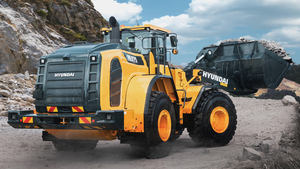 Famous Brand 247kw Wheel Loader HL975 Front Loaders with 4.8CBM <b>Bucket</b> for <b>Cheap</b> Sale - Product Image 5