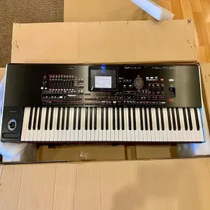 带PaAS扬声器系统的新型Korg Pa4x 76键盘的快速销售