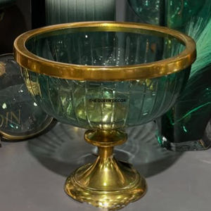 Bol décoratif artisanal en aluminium pour fruits secs et noix, avec accents floraux, nouveau design tendance, provenant d'un fabricant indien - Product Image 5