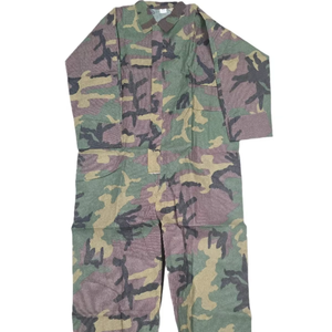 Monos desechables OEM, monos protectores transpirables, traje de Paintball desechable impermeable, equipo de Paintball, traje desechable - Product Image 1