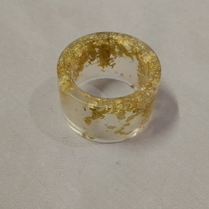 Ensemble de ronds à serviette en résine multicolore de la meilleure conception Vaisselle multiforme pour la maison et le restaurant Cuisine Nouveau style de vaisselle - Product Image 3