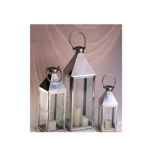 Soporte de marco de Metal de hierro de alta calidad, farol colgante de tendencia única para decoración navideña del hogar, venta al por mayor para hoteles y restaurantes - Product Image 1