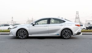 2025 Toyota Camry Lumière 2.5L FWD 4 cylindres Hybride Essence Automatique Berline Hybride - Product Image 5