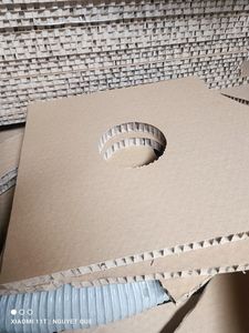 Panel de panal de cartón corrugado de papel Kraft de calidad superior Precio de fábrica Uso diario de Vietnam Tipo DE PAPEL DE ARTE - Product Image 6