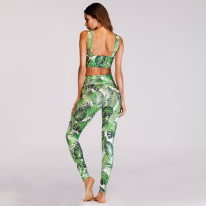 Vêtements de sport à manches longues personnalisés, tenues d'entraînement pour femmes, leggings côtelés Scrunch, ensembles de fitness sans couture, ensemble de yoga pour femmes - Product Image 2
