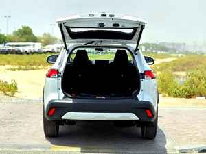 NOUVEAU 2025 TOYOTA COROLLA CROSS ELITE + 4.0L 5 PLACES 0 KM 199 CV 4 CYLINDRES TRANSMISSION AUTOMATIQUE - Product Image 5