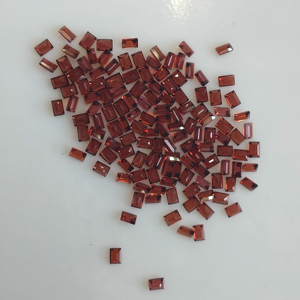 โกเมนสีแดงธรรมชาติ 2.75x2 มม. ทรงบาแกตต์ คุณภาพดีที่สุด พลอยเม็ดเดี่ยวสำหรับทำเครื่องประดับ - Product Image 3
