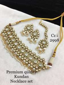 Elegant Kundan Mosenite <b>Bridal</b> Jewelry <b>Set</b> <b>Necklace</b> with Matching Earrings Ideal for Weddings and Festive Special Occasions - Product Image 2