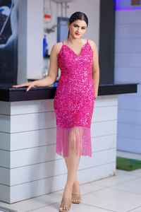 เดรสแขนกุดปักเลื่อมยาวถึงเข่าประดับมุกเสื้อแขนกุดทรงนางเงือกบราในตัวสำหรับงานปาร์ตี้งานพรอมสุดเซ็กซี่ - Product Image 3