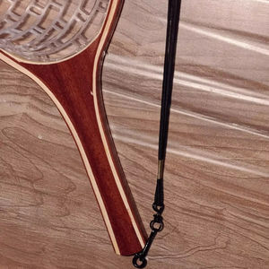 ตาข่ายจับและปล่อยด้วยมือทำจากไม้มีตะขอแขวนแบบยาวและลึกสำหรับตกปลาเทราต์ - Product Image 1