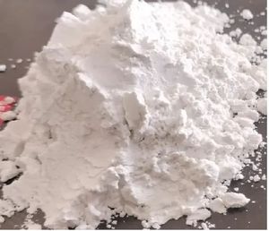 Poudre de Feldspath de Sodium Premium, Matière Première pour les Industries de l'Émail, des Peintures Métalliques et de la Céramique, Fabriquée en Inde - Product Image 1