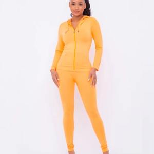 Nouveau modèle Ensemble sweat à capuche et pantalon de jogging pour fille Logo personnalisé Ensemble de survêtement personnalisé à la mode High Street Zip up Drawstring - Product Image 1