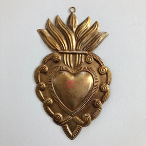 Décoration murale de luxe en laiton et métal Sacred Hearts au prix de gros - Product Image 3