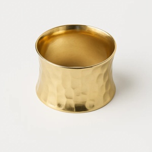 Anneau de serviette en métal moderne, accessoire de décoration de table, fabricant OEM, pour les espaces de repas contemporains et les maisons élégantes - Product Image 4