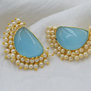 Dernière collection de boucles d'oreilles en pierre Boucles d'oreilles en plaqué or de créateur Boucles d'oreilles en plaqué or 18 carats faites à la main pour femmes en gros - Product Image 3