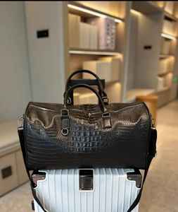 2025สินค้ามาใหม่กระเป๋าทรงดัฟเฟิลหนังแท้สำหรับผู้หญิงกระเป๋าหนังสำหรับเดินทาง - Product Image 4